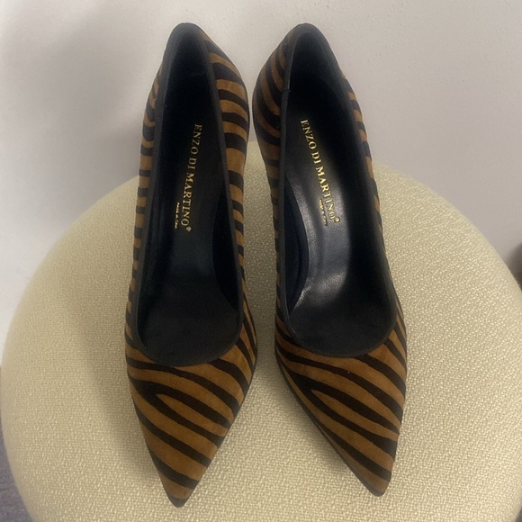 New Enzo Di Martino (Italy)Brown Zebra Print Women's Heels size 6 - Picture 2 of 7